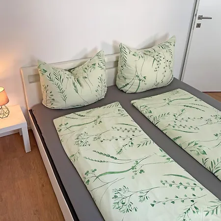 Ferien-wohnung Fuer 1-4 Pers In Seenaehe Timelkam