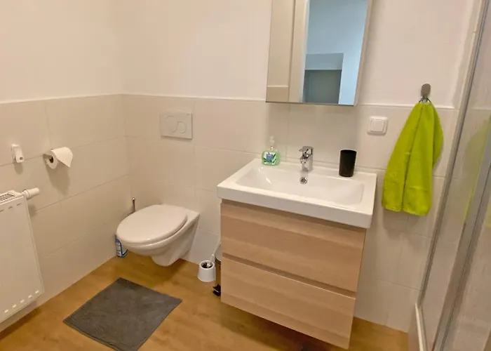 Ferien-wohnung Fuer 1-4 Pers In Seenaehe Daire