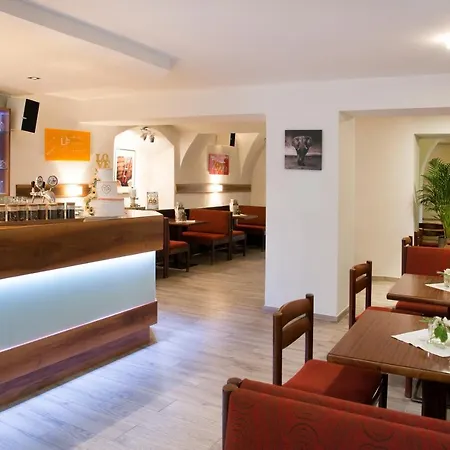 Ferien-wohnung Für 1-4 Pers In Seenähe Apartment Timelkam