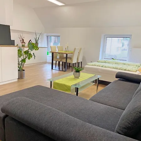 Ferienwohnung In Seenaehe, Bis Zu 4 Personen * Timelkam